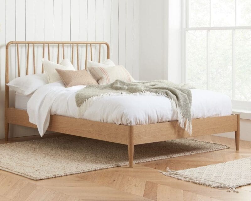 Jesper - Double - Spindle Bed - Oak - Wooden - 4ft6 - Happy Beds