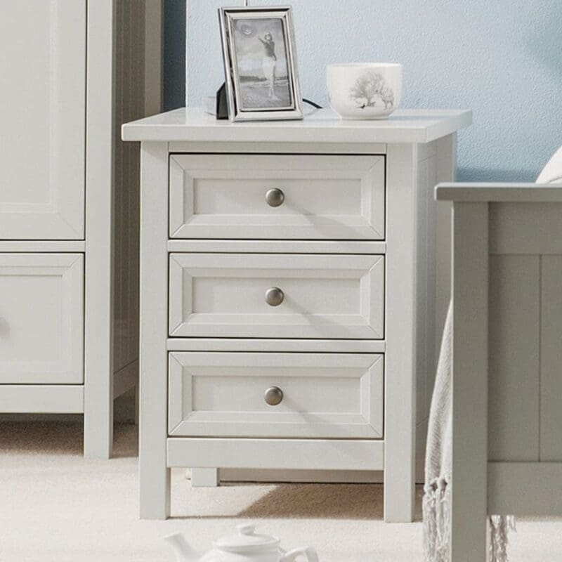 Maine - 3 Drawer Bedside Table - Dove Grey - Wooden - Happy Beds