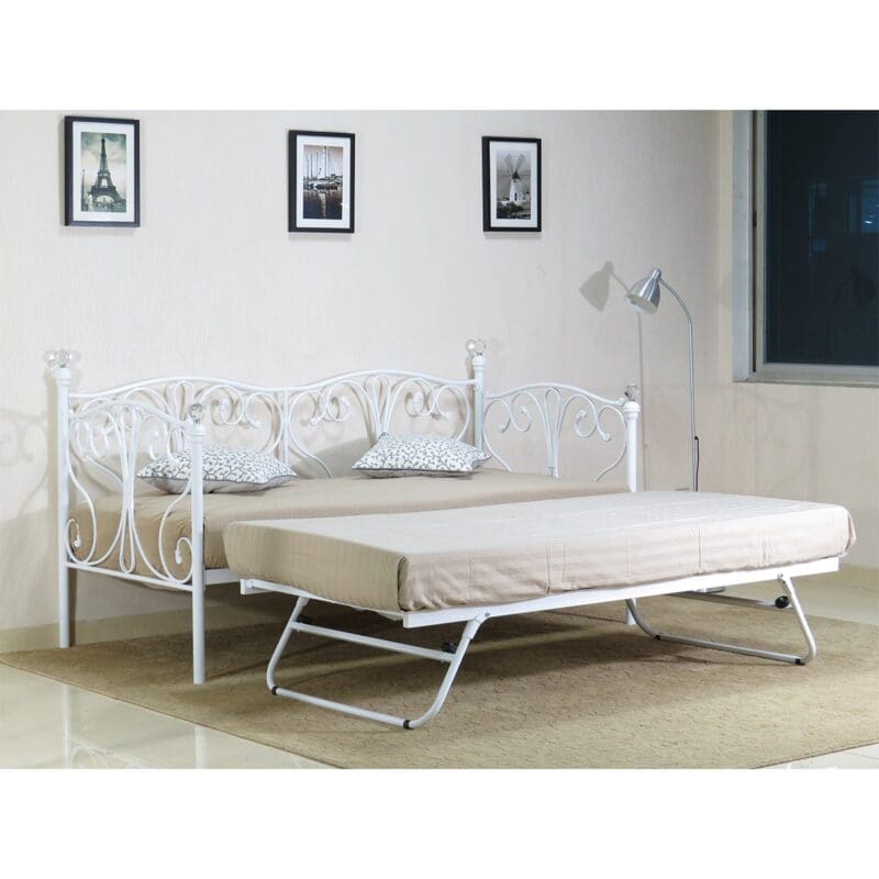 geovana bed white 1