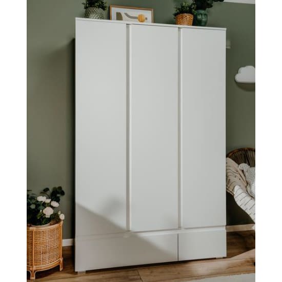 hilary wardrobe 3 doors 2 drawers white